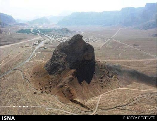 کوه عقاب در یزد